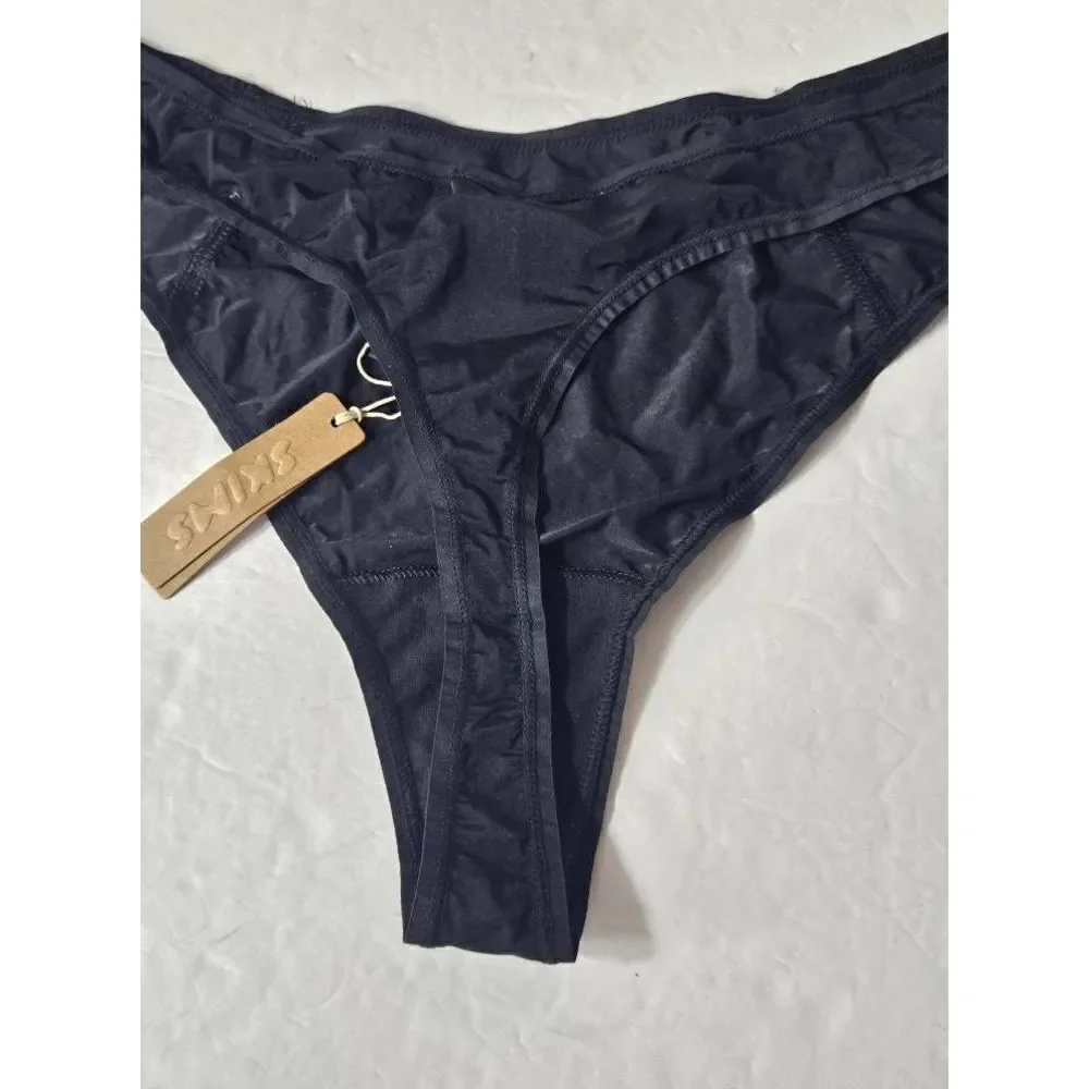 Skims bikini thong panty Nwt‎